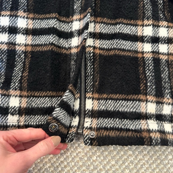 Plaid Shacket - Bb Dakota - size small - Picture 3 of 6